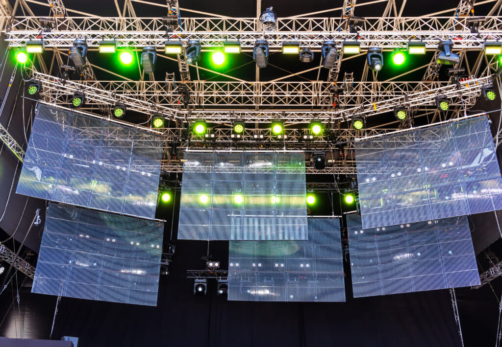 Open stage with flat screens for broadcasting of c